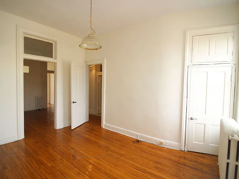22 E Mt. Vernon Pl. — Photo 9