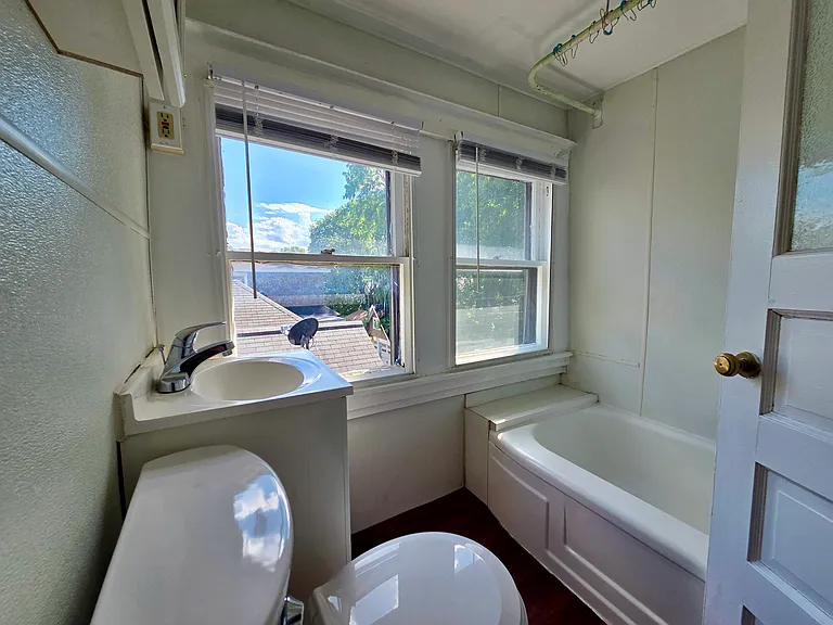 143.5 Westminster Rd #143.5 — Photo 11