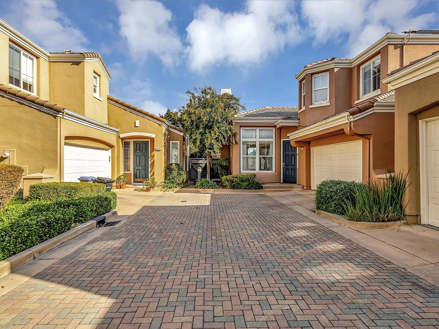 5791 Chambertin Dr — Photo 4