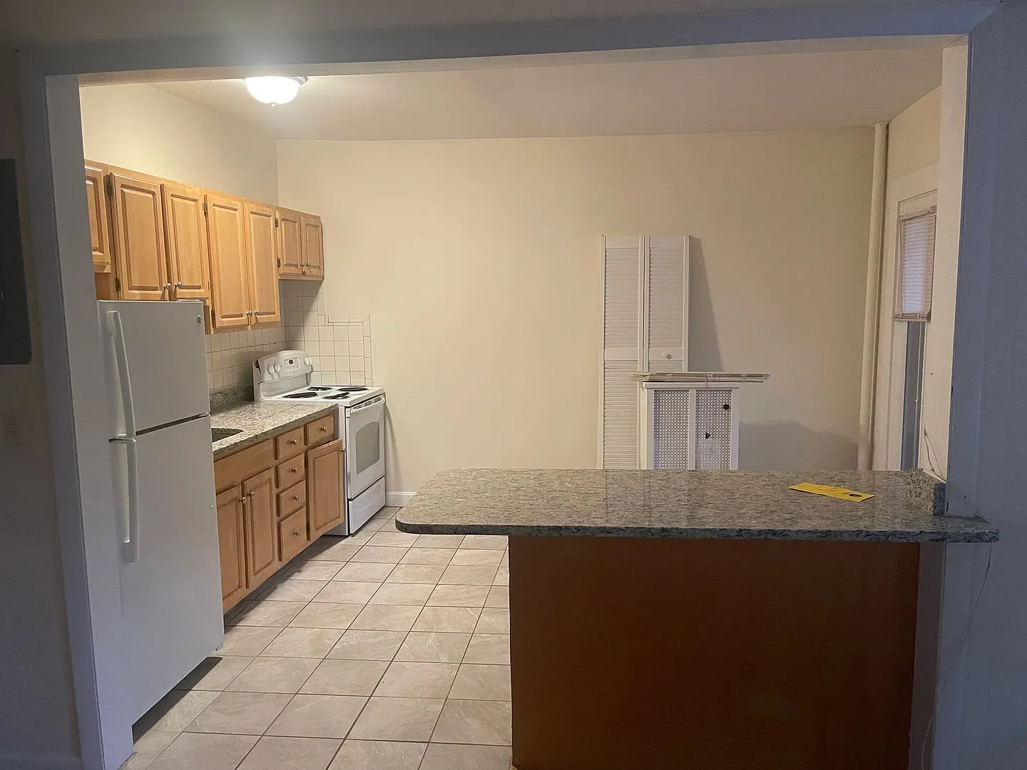 No Fee N Free Monthpackards Corner Open Payout, Equal Size Rooms Easy Choice Students Ok — Photo 2