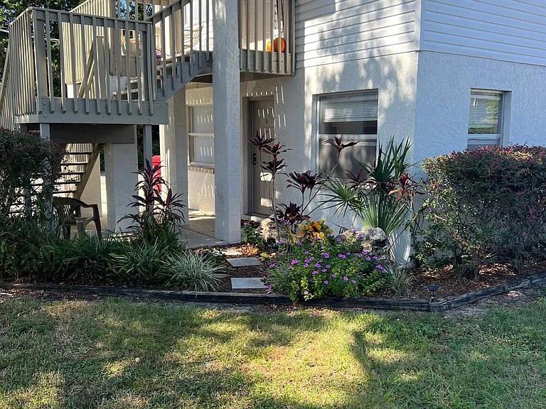 1014 W Baker St #A — Photo 1