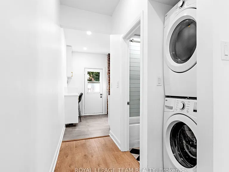 52 Lees Ave #2 — Photo 19