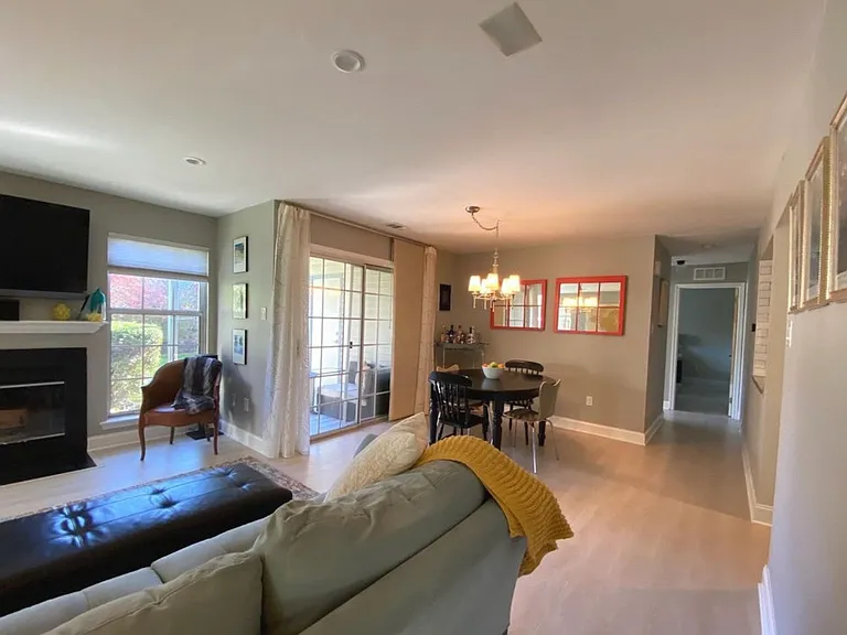 15 Andover Pl — Photo 7
