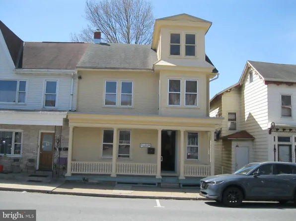 212 E Market St, Orwigsburg, PA 17961