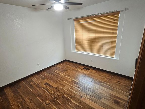 5th image of 654 W 116th Ave