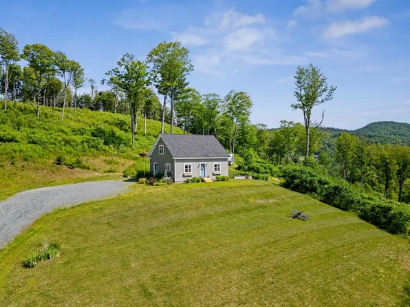 392 Gully Road, Woodstock, VT 05091