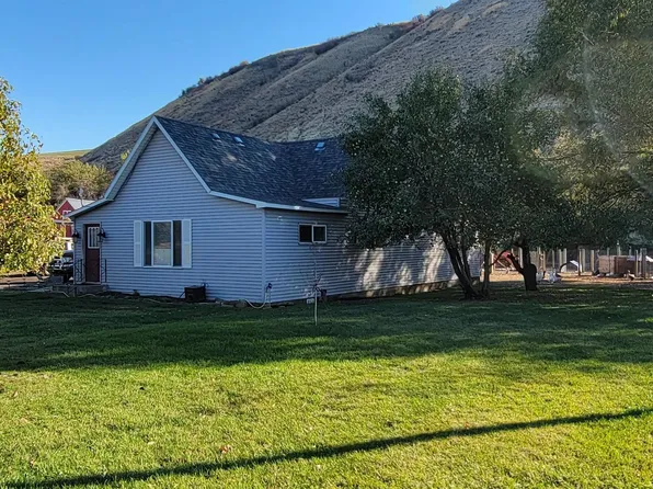 2702 Villard St, Pomeroy, WA 99347