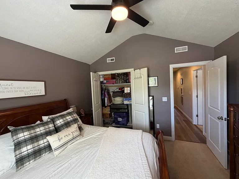 4807 Burbank Loop — Photo 12