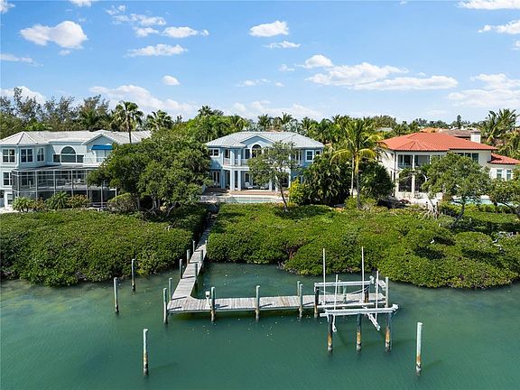 3rd image of 757 Hideaway Bay Dr