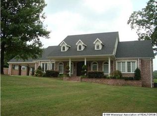 726 Ole Dan Rd, Southaven, MS 38672