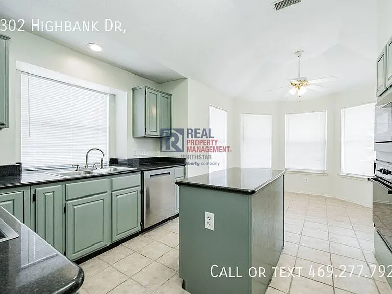 2302 Highbank Dr — Photo 16