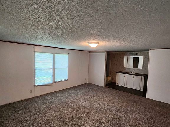 5th image of 17966 W 810th Rd