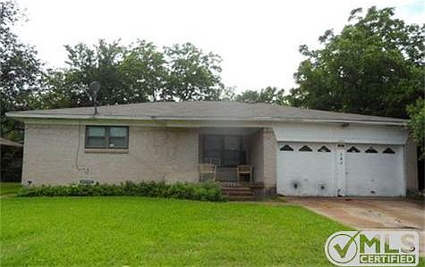 1st image of 2941 Etta Dr