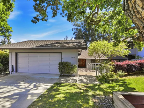 1350 Trinity Dr, Menlo Park, CA 94025
