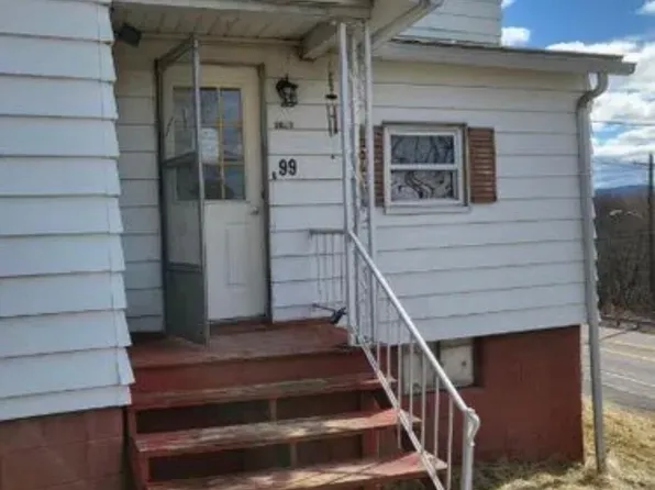 99 W Main St, Plymouth, PA 18651