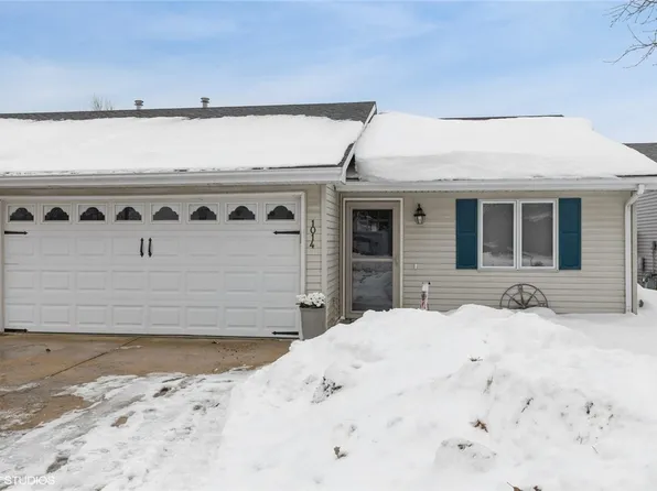 1014 E 10th St S, Newton, IA 50208