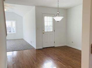 27W127 Cooley Ave, Winfield, IL 60190