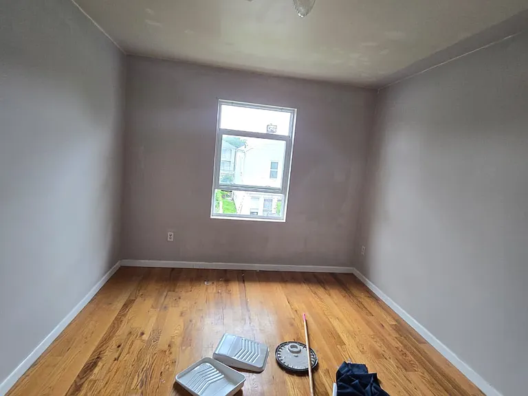 70-72 Livingston St #3D — Photo 7