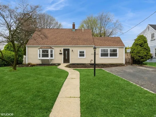 56 Wantagh Avenue, Levittown, NY 11756