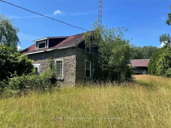 6950 County Road 93 Rd, Tiny, ON L4R 4K4