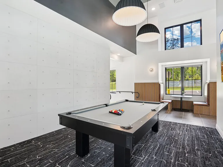 The Pullman Luxury Apartments — Photo 34