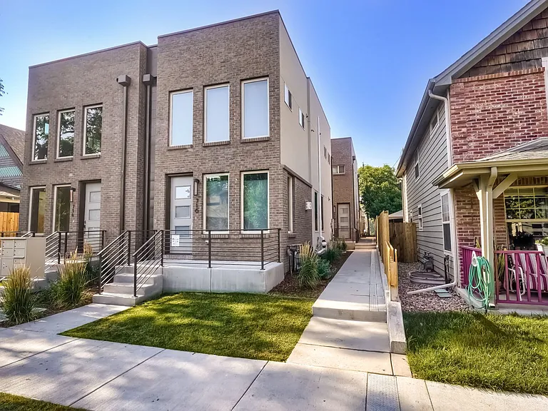 718 W 1st Ave — Photo 4