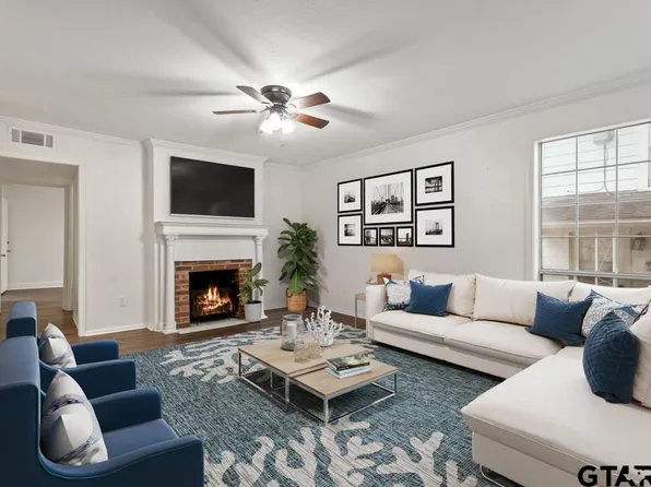 519 W Buchanan St, Mineola, TX 75773