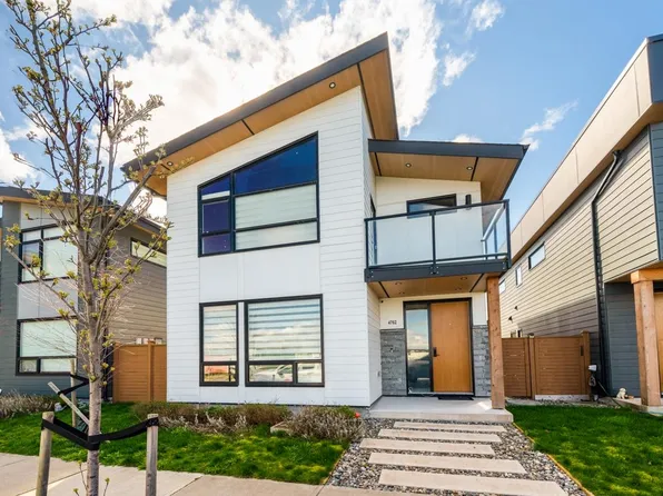 4762 Spruce Way, Tsawwassen, BC V4M 0A8