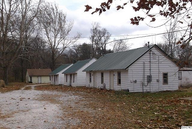 Home for Sale in Quincy, IL $110,000