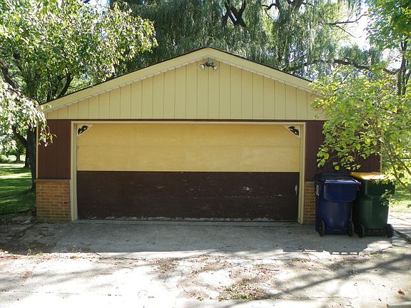 2nd image of 8060 S 20th St