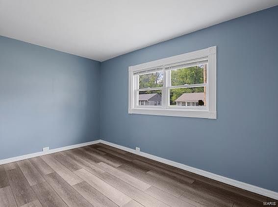 4th image of 232 E Felton Ave