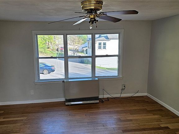 2nd image of 130 Old Liverpool Rd