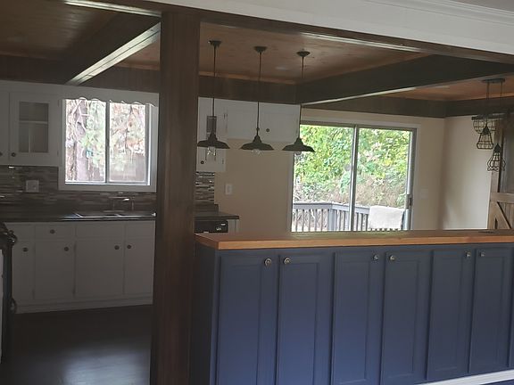 You'll LOVE the wood Ceiling