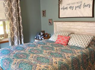 608 Eastrun Rd, Farmington, WV 26571