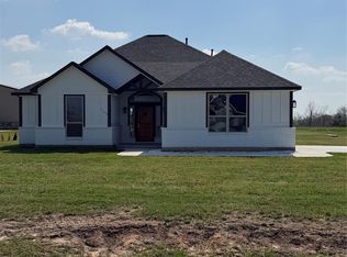 749 Buffalo Trl, Angleton, TX 77515