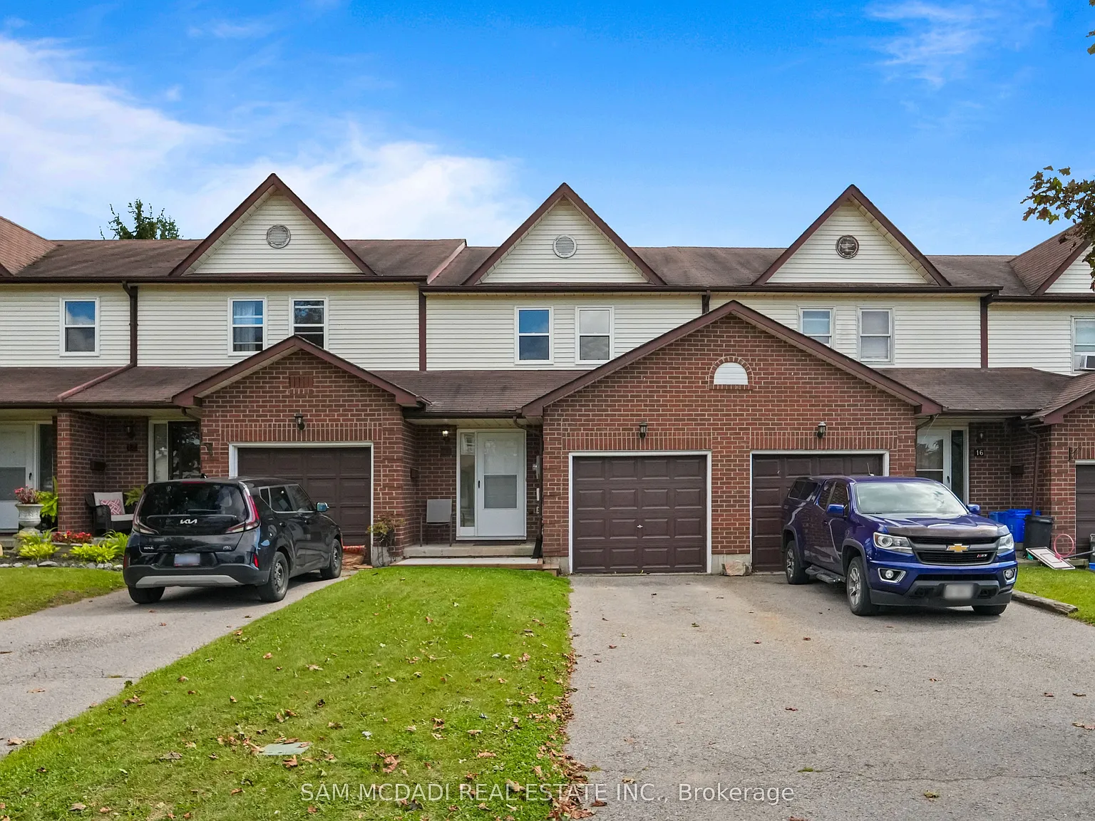 3 bed, $2,700 — Photo 1
