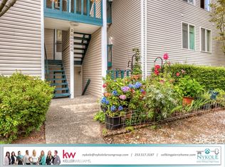 17431 Ambaum Blvd S UNIT D44, Burien, WA 98148