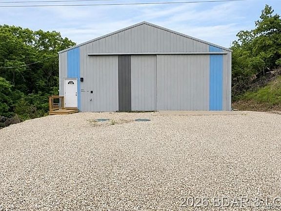 2nd image of 33035 Green Hills Rd