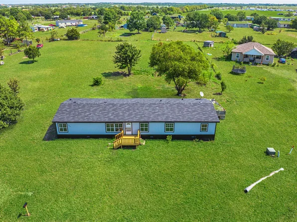 3055 Shanda Ct, Kaufman, TX 75142