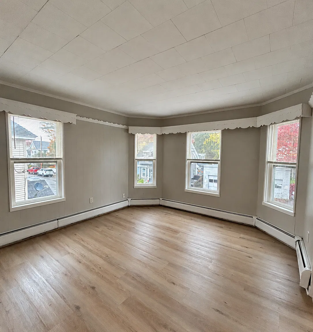 3 bed, $2,250 — Photo 1