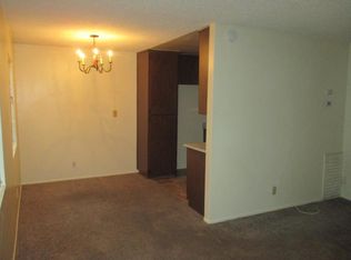 426 N Buena Vista St APT 2, Hemet, CA 92543