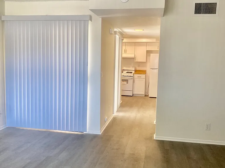 44200 Kingtree Ave #27 — Photo 30