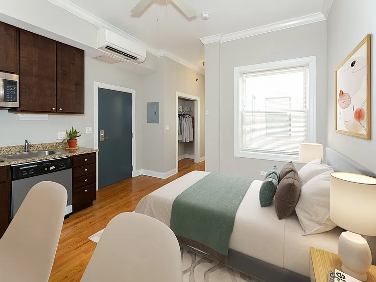 768 W. Jackson — Photo 17