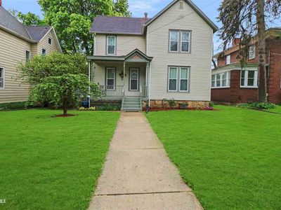 1207 W Lincoln Blvd, Freeport, IL, 61032
