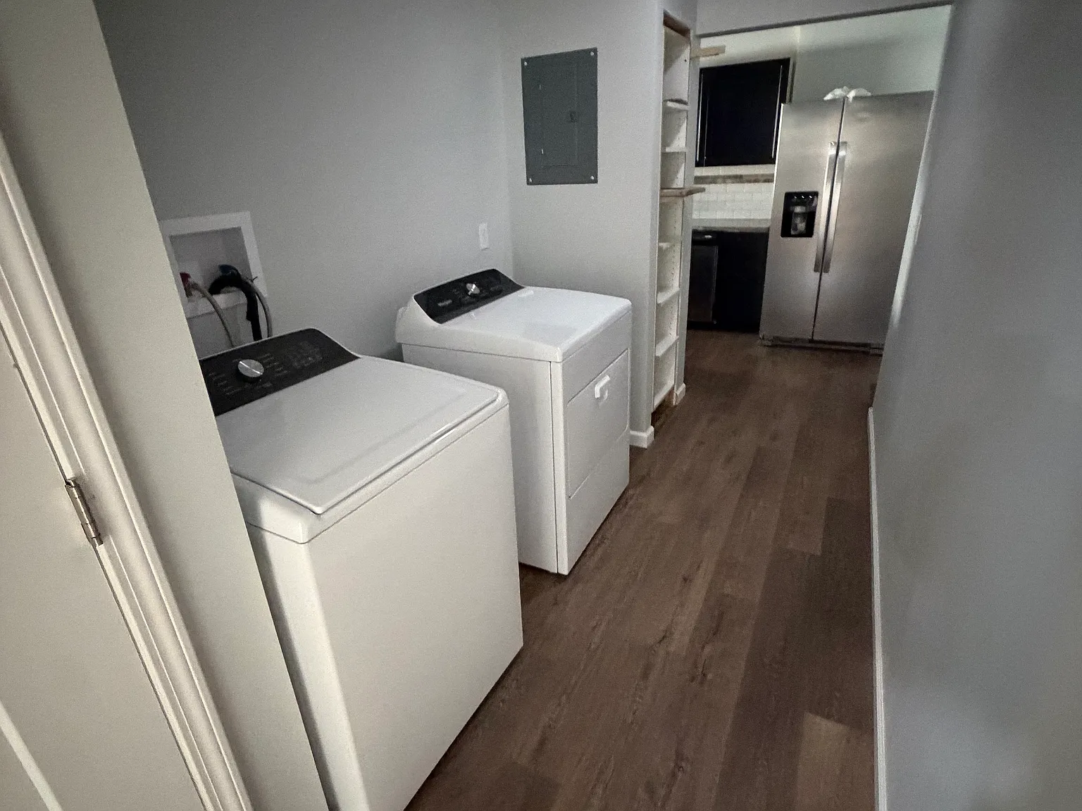 2 bed, $1,000 — Photo 4