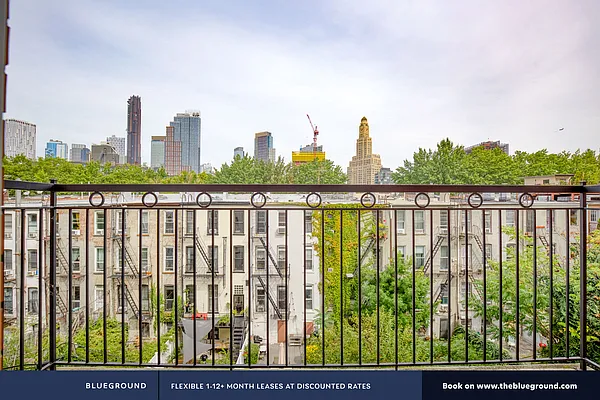 Rented by The Blueground | media 21