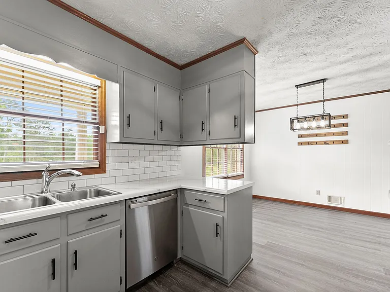 3785 Keith Bridge Rd — Photo 11