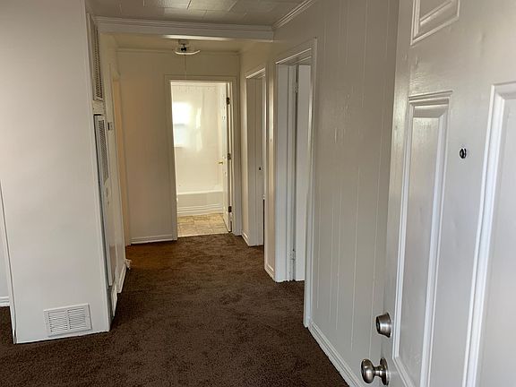 4th image of 1003 Sykes Ave