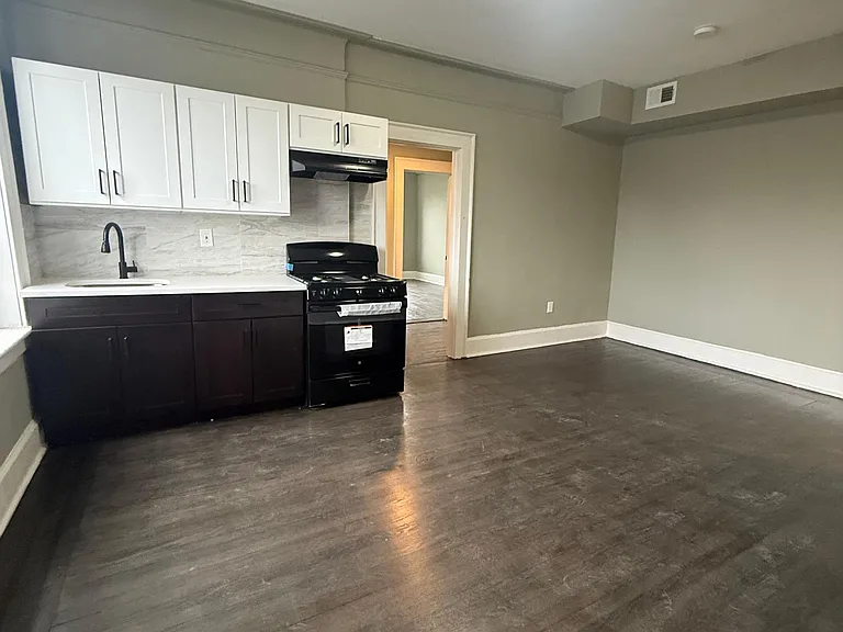 1000 S Orange Ave #405 — Photo 1