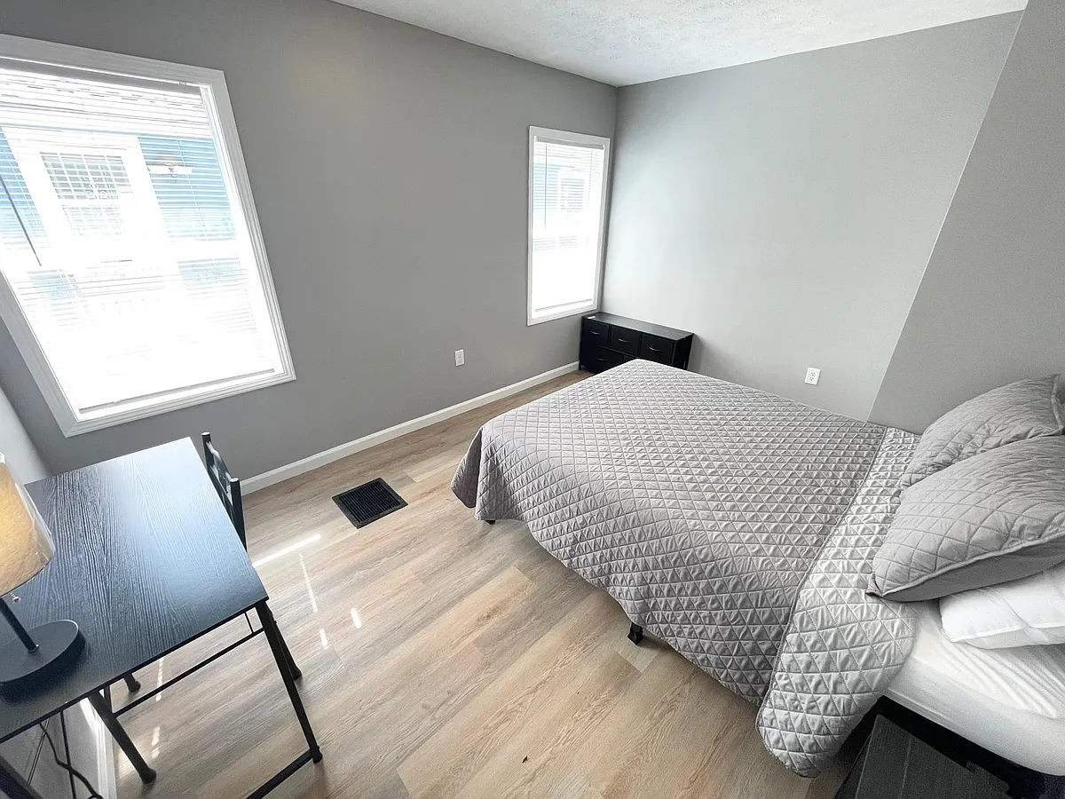 Bed Four - Meredith Ave